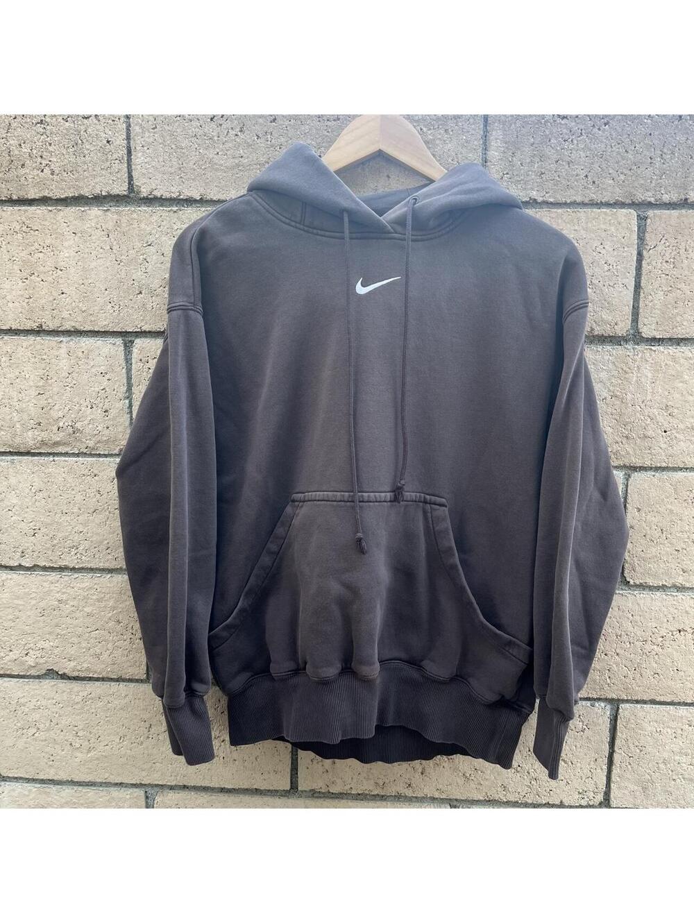 Y2K brown Nike center swoosh hoodie | size XS
